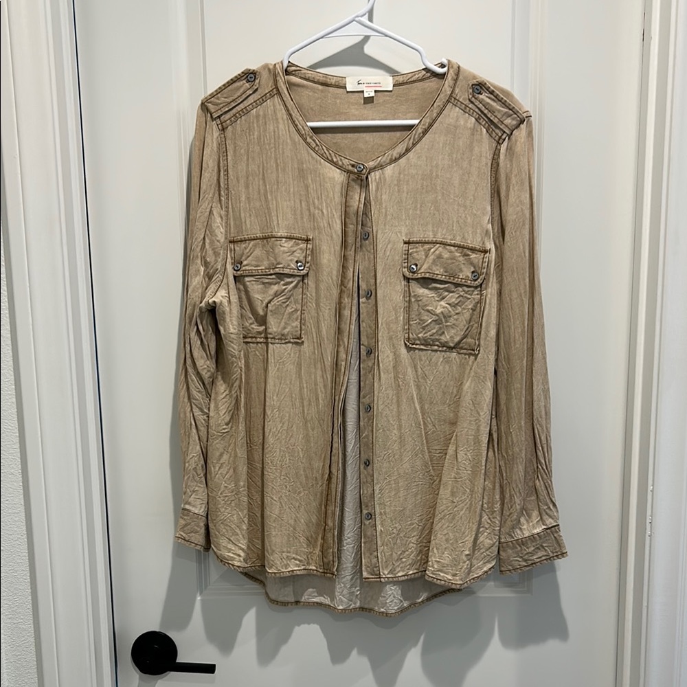 Vince Camuto Beige Button-Up Shirt